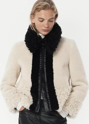 Zara вірусна куртка з екохутра в стилі печворк, розмір s