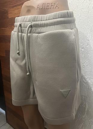 Шорти guess