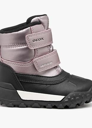 Нові дитячі зимові черевики geox, 26