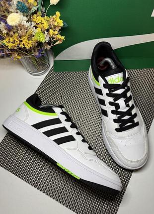 Оригинальные кроссовки adidas
