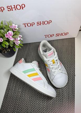 Оригинальные кроссовки детские adidas
