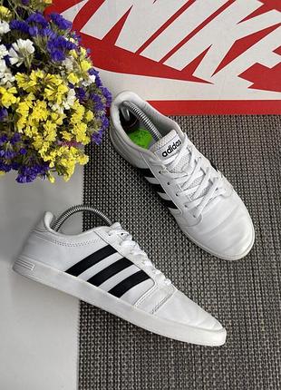 Оригинальные кроссовки adidas
