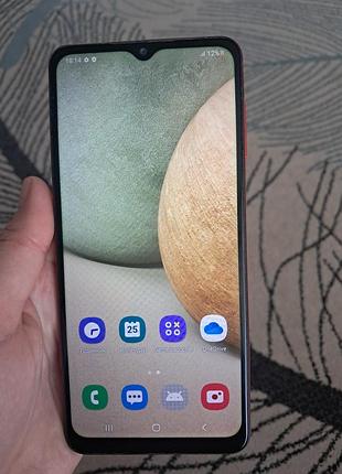 Продаю телефон samsung a12 2
