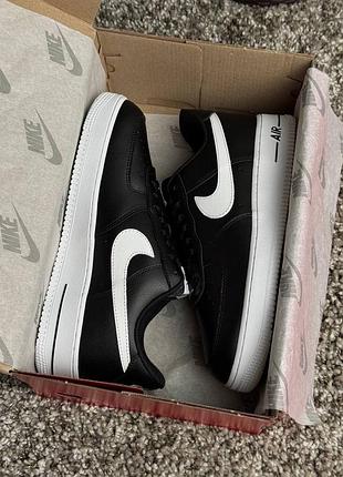 Жіночі кросівки nike air force 1 low w black on white