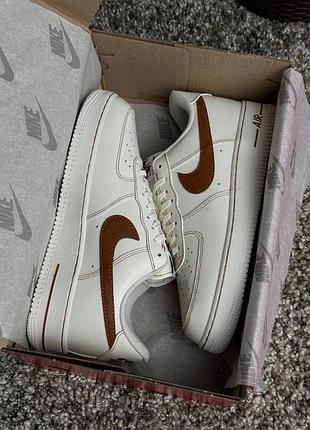 Жіночі кросівки nike air force 1 low w white brown