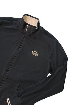Зіпка lonsdale