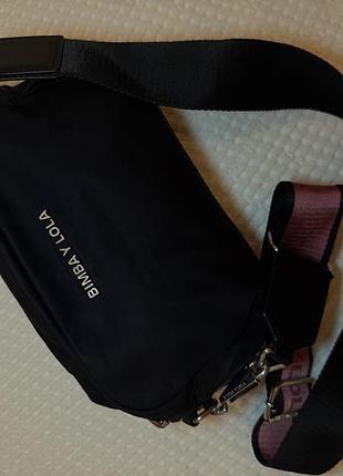 Сумка bimba y lola чорна нейлонова crossbody сумка з широким ременем