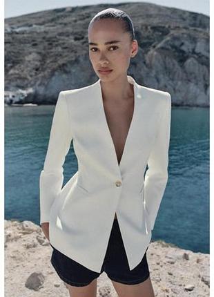 Белый блейзер пиджака zara