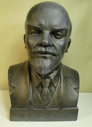 Бюст вождя великий