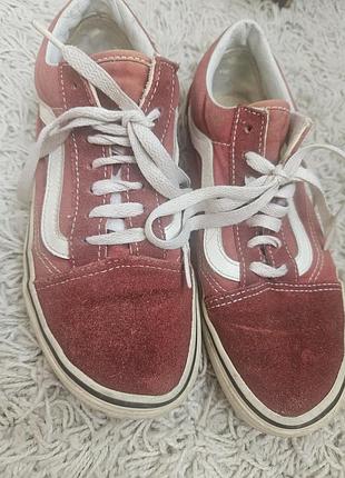 Кеди від vans 
37 розмір 23.5 устілка