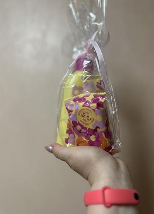 Подарунковий набір від oriflame гель для душу+тверде мило+ крем для рук