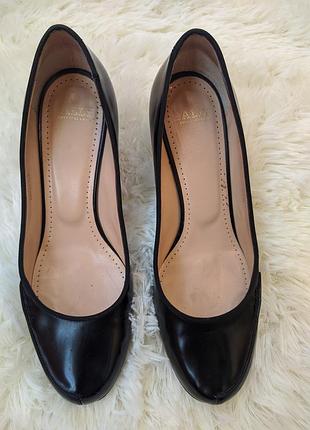Туфли женские bally черного цвета, размер 37, кожа
