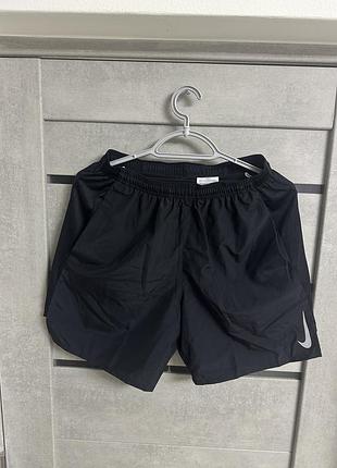 Шорти nike dri -fit м розмір!
