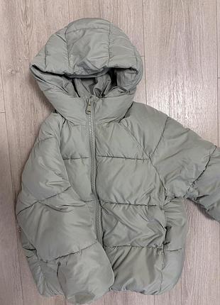 Тепла куртка zara, розмір 130