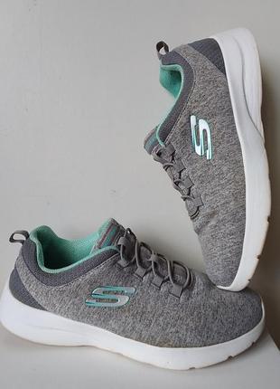 Кросівки skechers  39 розмір