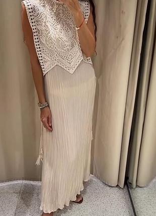Драга сукня zara