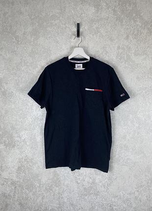 Чоловіча футболка tommy jeans essential flag pocket в гарному стані, оригінал m-l