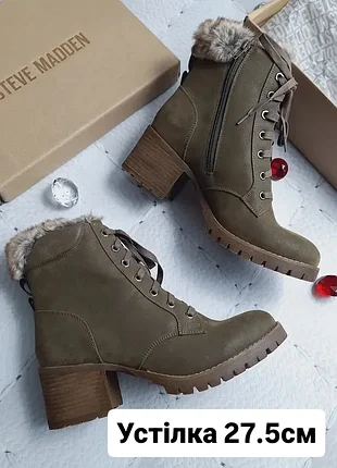 Steve madden оригінал темно-оливкові ботинки на тракторній підошві та підборах