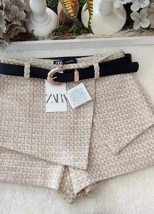 Жіночі текстуровані шорти-спідниця з ременем zara бежеві розмір s
