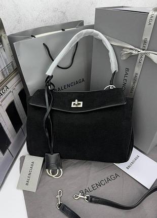 Чорна сумка