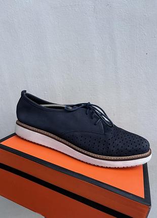 Clark’s artisan шкіряні кросівки 40/41
