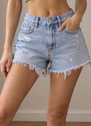 Жіночі джинсові шорти з необробленими краями denim co 36 розмір