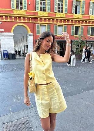 Zara льняний костюм жилетка шорти жовтий колів вершкового масла