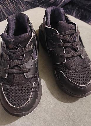 Nike huarache run(оригинал)27 размер, стелька 16 см