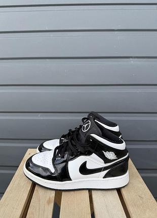 Кросівки nike air jordan 1 mid se "carbon fiber