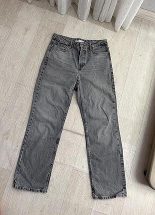 Гарні прямі джинси