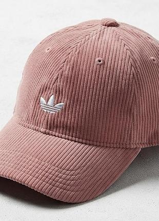 Кепка adidas оригінал, вельветова бейсболка жіноча, пудрово-рожева кепка з логотипом (арт. kf5036)
