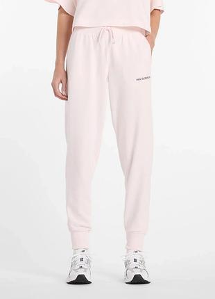 Спортивные штаны new balance graphic french terry