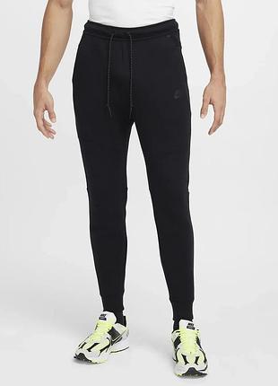Спортивные штаны nike sportswear tech fleece