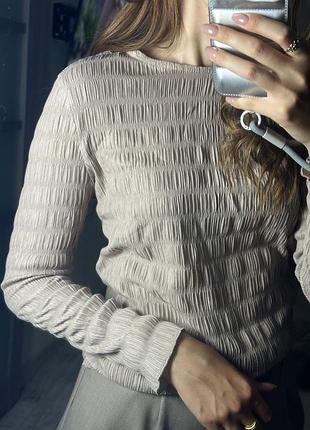 Релʼєфний лонгслів осінній
