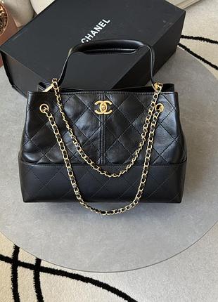 Сумка шанел shopping bag 33 in matte and shiny leather black/gold