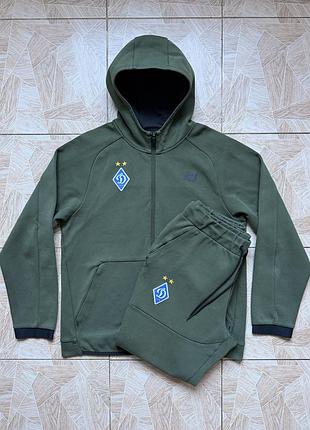 Спортивный костюм new balance dynamo kyiv r.w.tech fleece tracksuit hoodie pants set men l green
