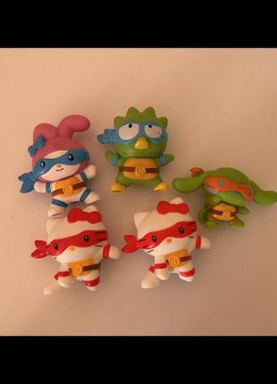 Колекція фігурок з happy meal від mcdonald's, що випущені у 2025 році. hello kitty, черепашки ніндзя