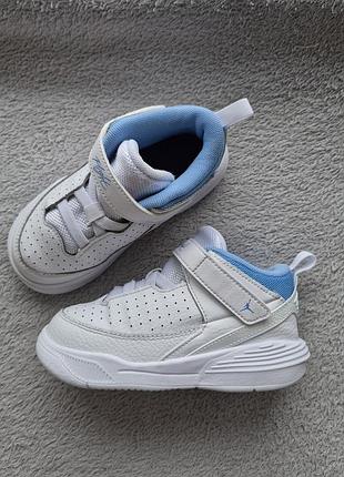 Кроссовки 25р. jordan