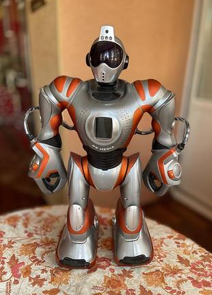 Програмований мультимедійний робот wowwee rs media 8061 3