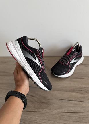 Кросівки brooks оригінал
