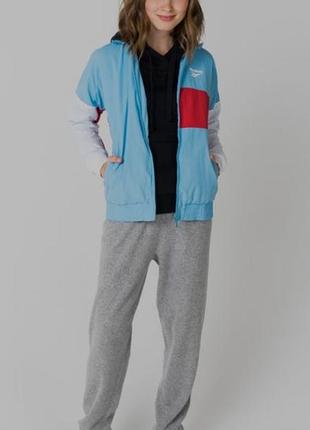 Куртка мастерка reebok женская