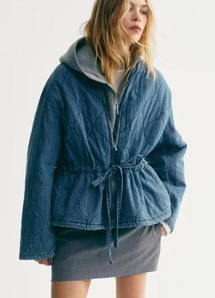 Утеплена жіноча куртка h&m зі стьобаного деніму oversize