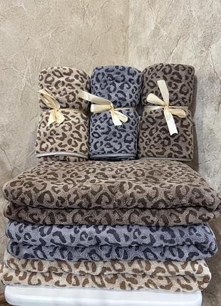 Банні та лицеві рушники з пухкої та щільної мікрофібри colorfull home