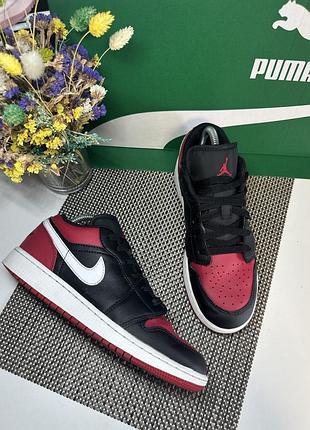 Оригінальні кросівки nike jordan
