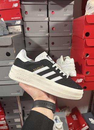 Уцінка кросівки adidas gazele bolt