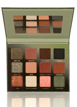 Палетка violet voss olive you forever