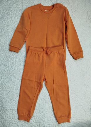 Костюм утепленный оранжевый свитшот и брюки размер 92 - 98 sinsay