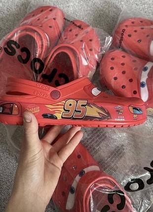 Crocs mcqueen 3