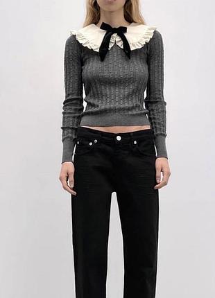 Стильний трикотажний джемпер з комірцем zara