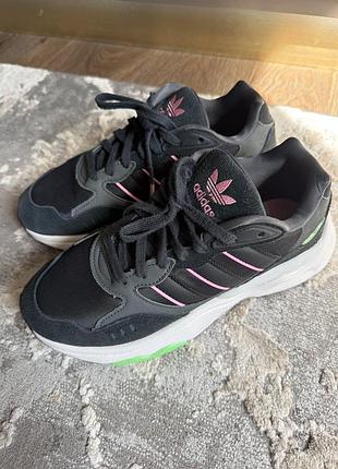 Кросівки adidas 4